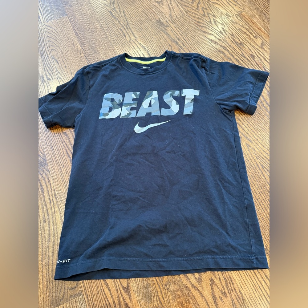 Nike T-Shirt